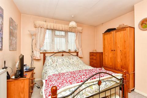 Campsie Fenn Street, St Mary Hoo, Rochester, ME3 8QT