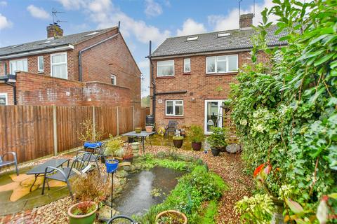 Campsie Fenn Street, St Mary Hoo, Rochester, ME3 8QT