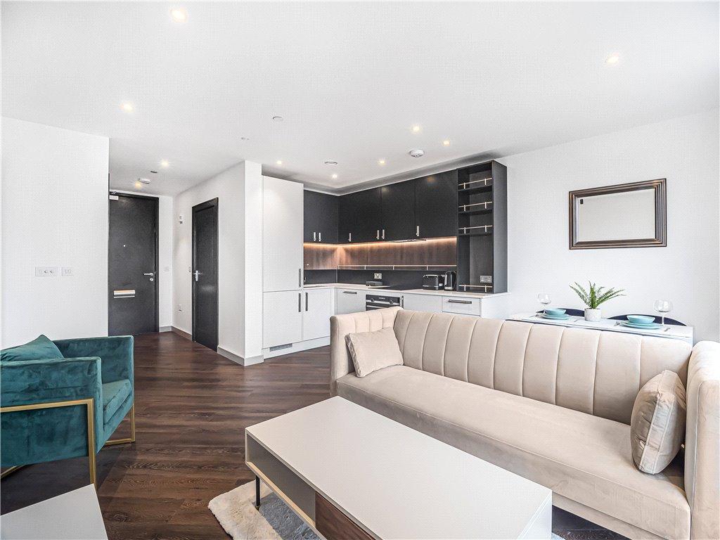 Reception/Kitchen