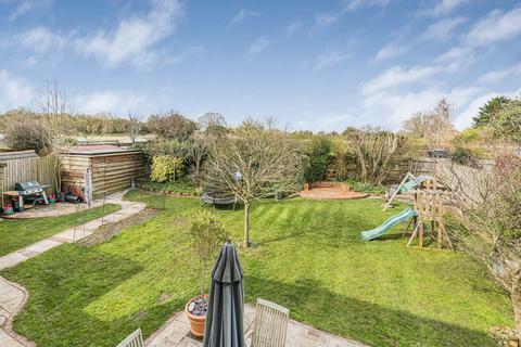 Fairview Beech Lane, Woodcote, Reading, RG8 0PX