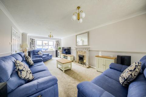 16 Aldershaws, Shirley, Solihull, B90 1SQ