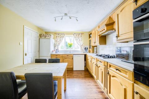 16 Aldershaws, Shirley, Solihull, B90 1SQ