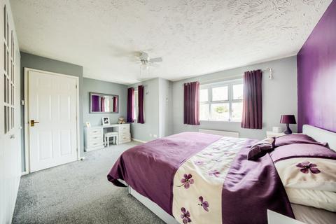 16 Aldershaws, Shirley, Solihull, B90 1SQ