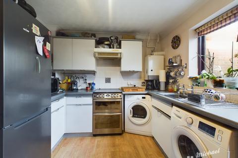 2 bedroom terraced house for sale, Anton Way, Aylesbury, Buckinghamshire