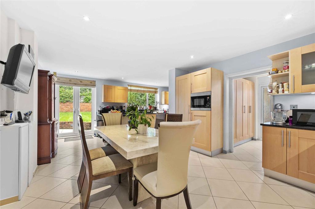 Kitchen To Garden