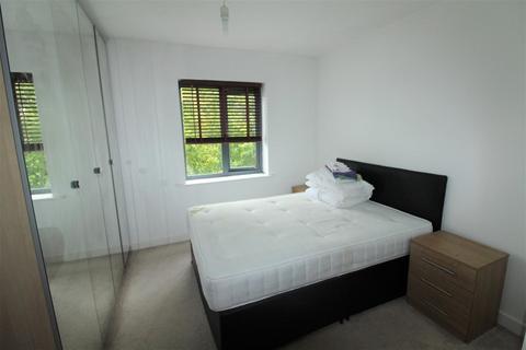 2 bedroom flat for sale, Bouverie Court, Leeds