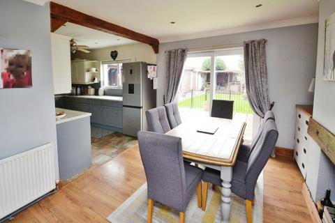 48 Woolifers Avenue, Corringham, Stanford-le-hope, SS17 9AU
