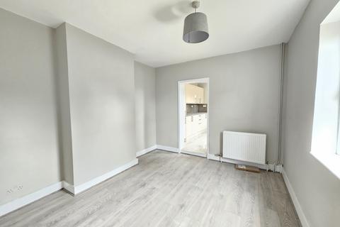 2 bedroom end of terrace house to rent - Selsdon Road, South Croydon CR2