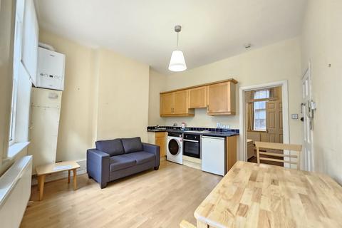 1 bedroom flat to rent - Hampstead High Street, London NW3