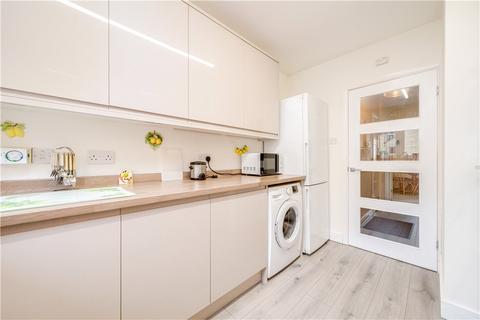 5 Millgarth Court, Collingham, Wetherby, LS22 5JZ