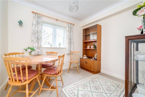 5 Millgarth Court, Collingham, Wetherby, LS22 5JZ