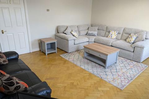 3 bedroom apartment to rent, Peel Street, Nottingham, NG1 4GN