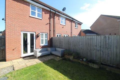 2 bedroom end of terrace house for sale - Mill Dam Drive, Beverley, HU17 0WF