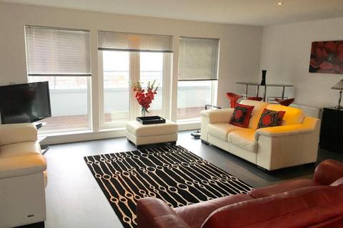 3 bedroom flat to rent, Portland Street, City Centre, Aberdeen, AB11