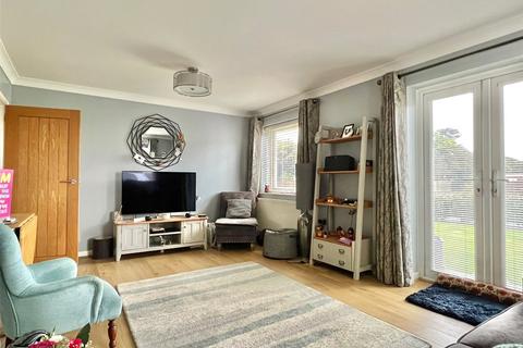 2 bedroom apartment for sale, Cornwallis Road, Milford on Sea, Lymington, Hampshire, SO41