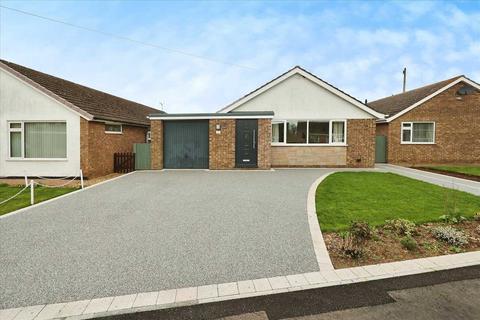 3 bedroom bungalow for sale, Eastfield, Sturton By Stow
