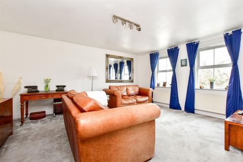 2 bedroom maisonette for sale, West Road, Reigate, Surrey