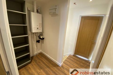 2 bedroom apartment to rent, Cromwell Street, Nottingham, NG7 4GJ