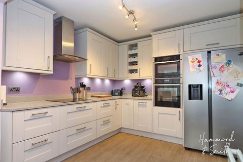 43 Regent Road, Epping, CM16 5DL