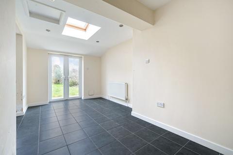 3 bedroom semi-detached house for sale, Winchester Road, Bassett, Southampton, Hampshire, SO16