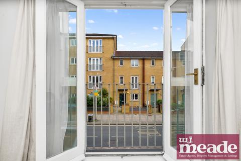 2 bedroom flat to rent - Eastway, Hackney, E9