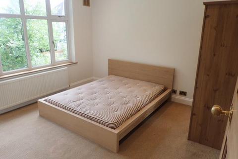 1 bedroom in a house share to rent - Downhills Park Road, London N17