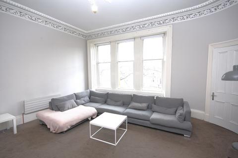 3 bedroom flat to rent, Walmer Crescent, Cessnock, Glasgow, G51
