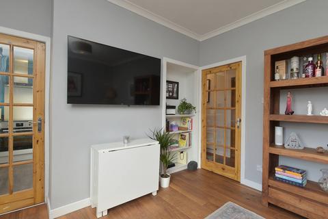 2 bedroom flat for sale, 15 Carrick Knowe Place, Carrick Knowe, Edinburgh, EH12 7ER
