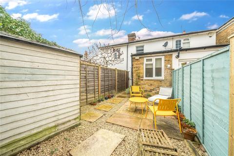 3 Weston Road, Thames Ditton, KT7 0HN