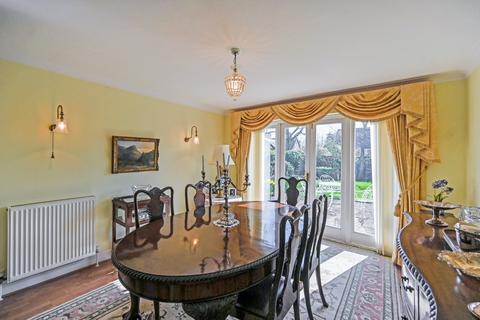 5 bedroom detached house for sale, Golden Square, Tenterden, Kent, TN30