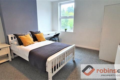 2 bedroom terraced house to rent, Lonsdale Road, Nottingham, NG7 3DU