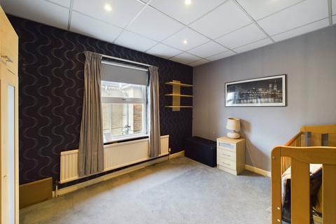 58 Tuffley Avenue, Gloucester, GL1 5LX