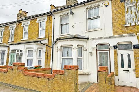 3 bedroom terraced house for sale - Nigel Road,  London, E7
