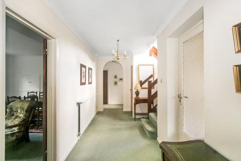 22a Woodcote Valley Road, Purley, CR8 3AJ