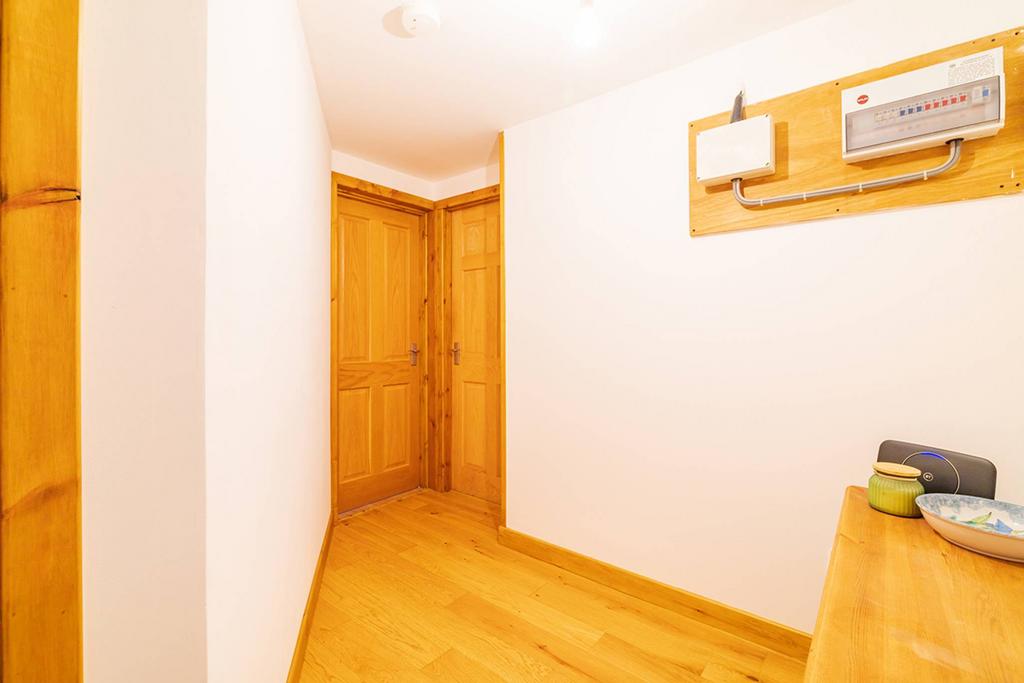 MFL8233056 370.jpg