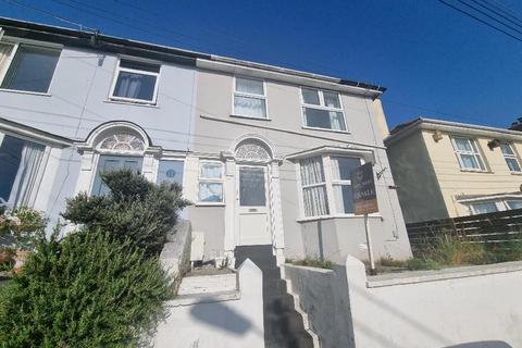 3 bedroom end of terrace house to rent, Park Road, Newlyn TR18