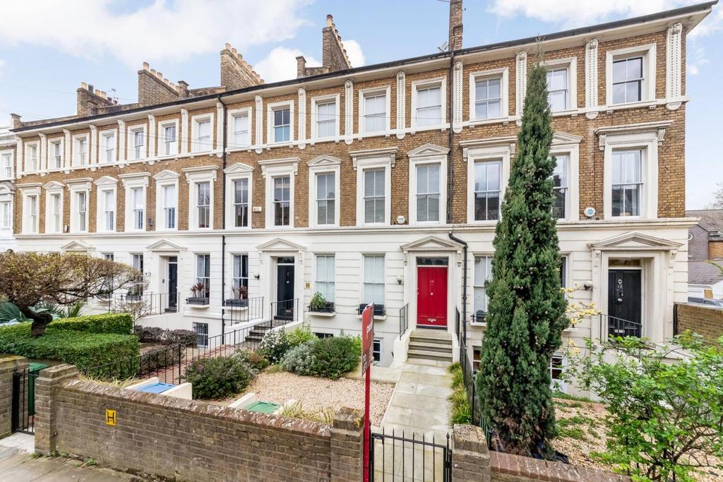 Trafalgar Avenue, Peckham, London, SE15 4 bed house £4,500 pcm (£1,038 pw)