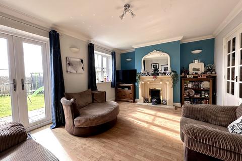 3 bedroom end of terrace house for sale, Thomas Mews, Soham, Ely, Cambridgeshire