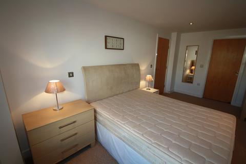 2 bedroom flat to rent, Mackenzie House, Leeds, LS10