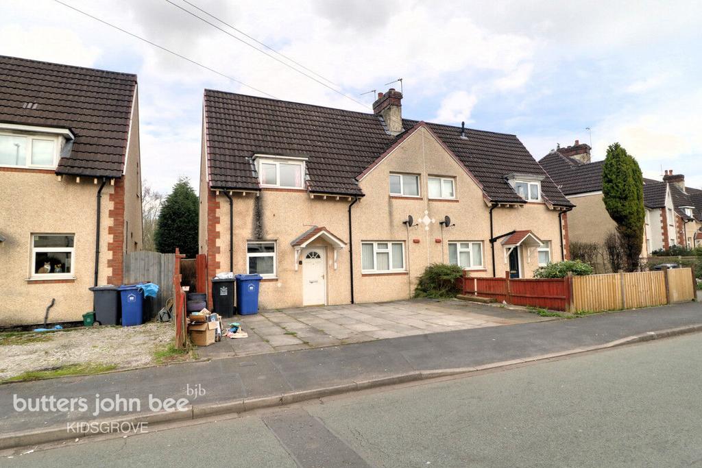 Third Avenue, Kidsgrove, ST7 3 bed semidetached house for sale £115,000