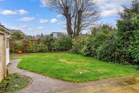 4 bedroom detached house for sale, Sea Lane Gardens, Ferring, Worthing, West Sussex