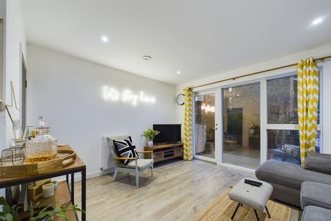2 bedroom apartment for sale - Purbeck Gardens, Sydenham, SE26