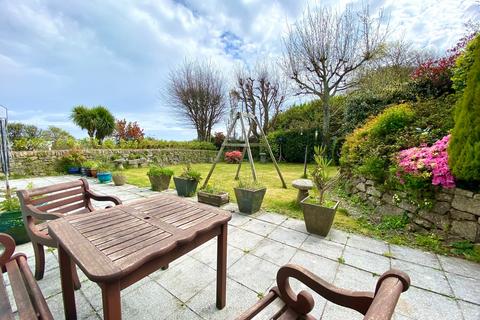 4 bedroom detached house for sale, Bosmeor Close, Falmouth TR11