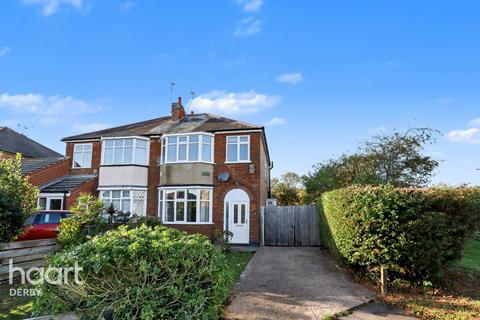 3 bedroom semi-detached house to rent, Beacon Road, Loughborough