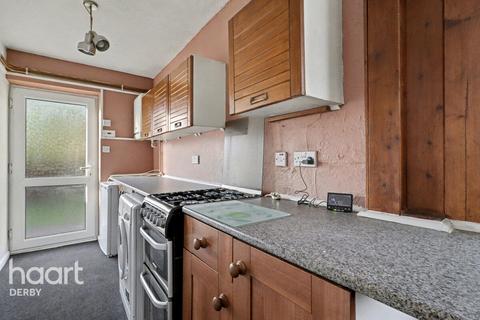 3 bedroom semi-detached house to rent, Beacon Road, Loughborough