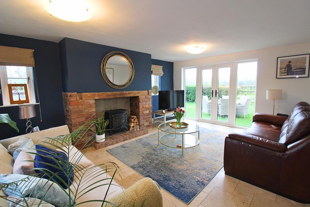 Berwick Lane, Birlingham WR10 4 bed semidetached house for sale £525,000