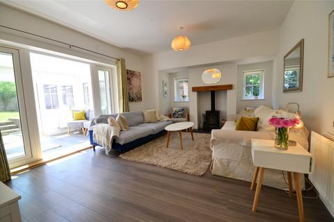 5 Ardingly Lane, East Grinstead, RH19 1RU