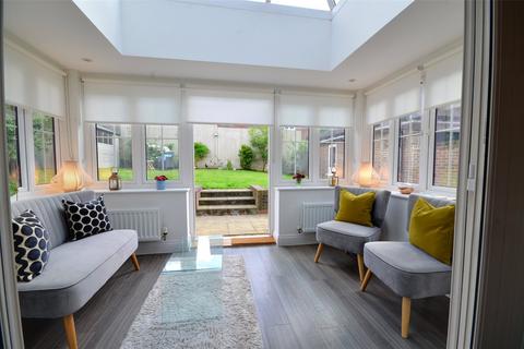 5 Ardingly Lane, East Grinstead, RH19 1RU
