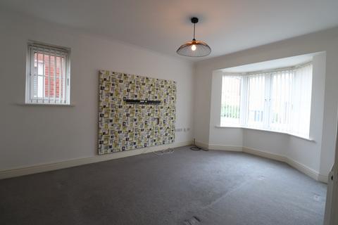4 bedroom semi-detached house to rent - Brown Close, St Crispin, Northampton, NN5