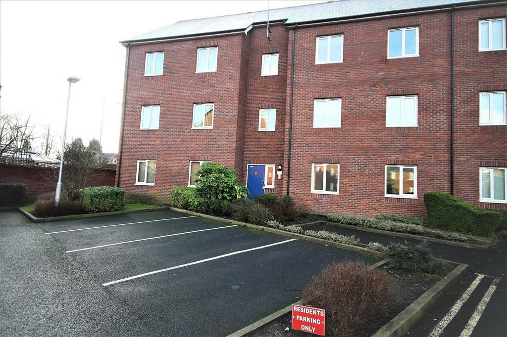 Mill Court Drive, Stoneclough, Stoneclough 2 bed apartment to rent £